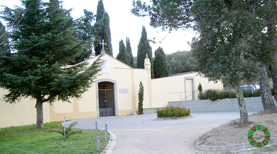 Ajuntament d'Agullana. Urbanització entrada cementiri