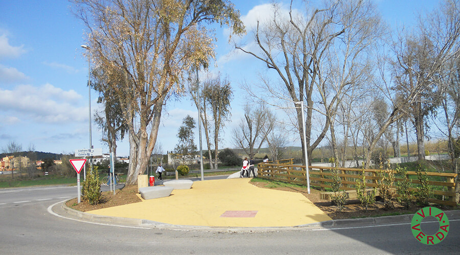 Ajuntament de Palafrugell. Pista Verda, urbanització, mobiliari