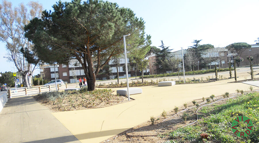 Ajuntament de Palafrugell. Pista Verda, urbanització, mobiliari