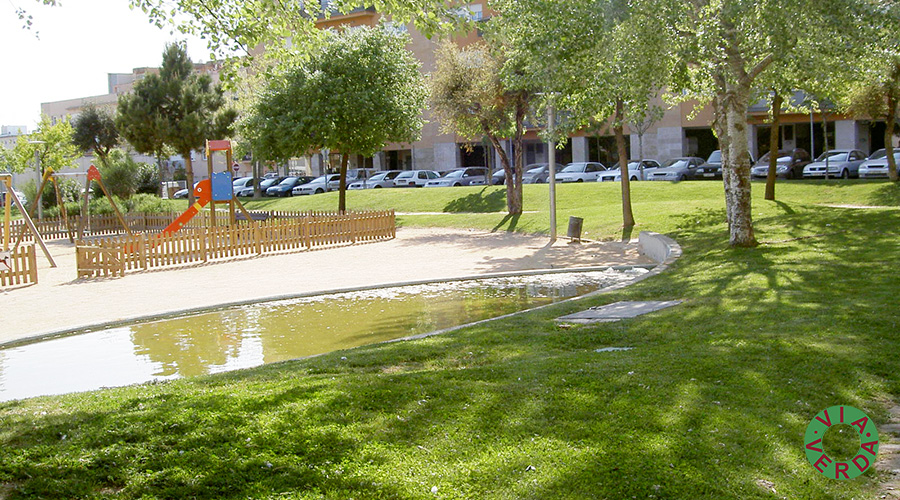 Ajuntament de Palafrugell. Urbanització Plaça, paisatgisme, reg