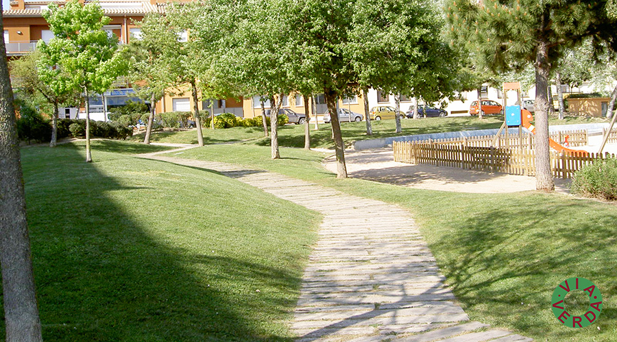 Ajuntament de Palafrugell. Urbanització Plaça, paisatgisme, reg