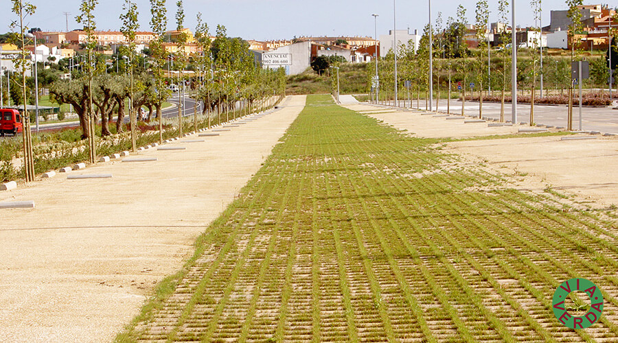 Espais Verds La Fanga. Jardinedia, urbanització, reg